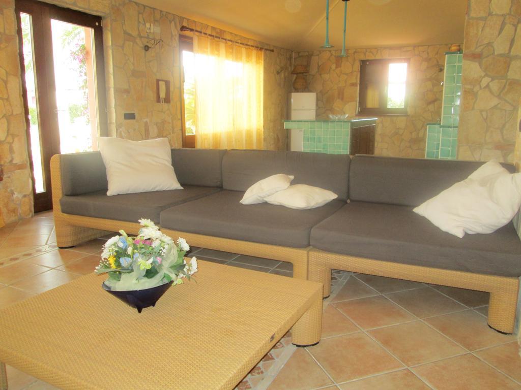 Ferienwohnung Complesso Turistico Ricettivo L'Oasi Del Golfo Di Salerno Battipaglia Zimmer foto