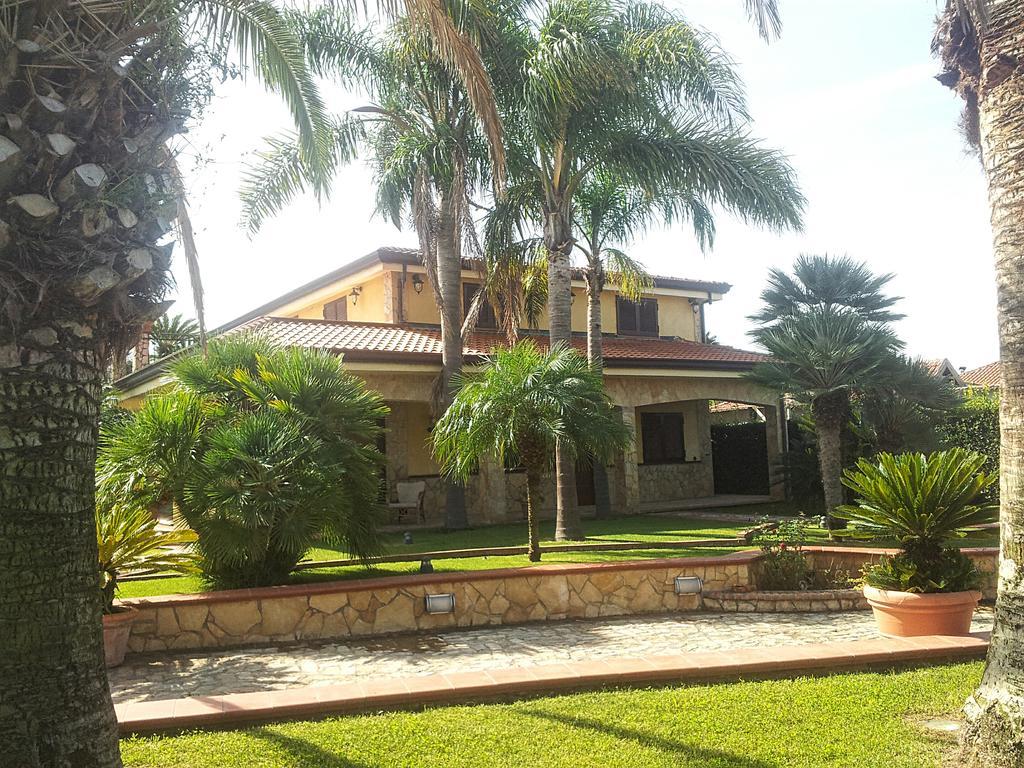 Ferienwohnung Complesso Turistico Ricettivo L'Oasi Del Golfo Di Salerno Battipaglia Exterior foto
