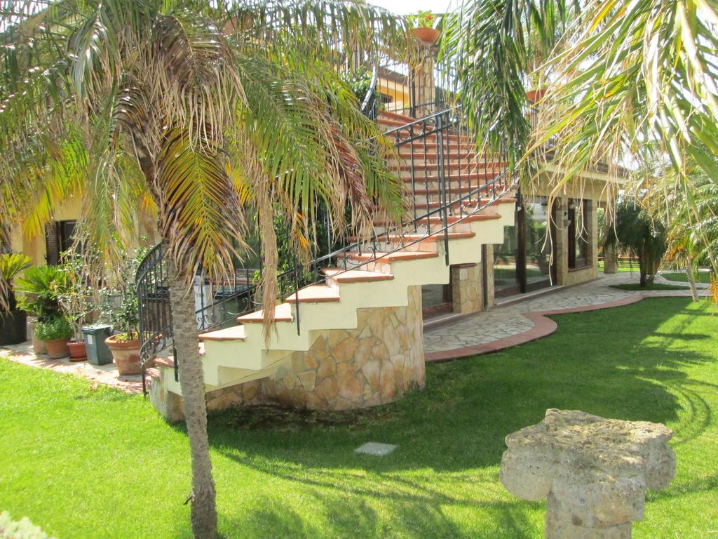 Ferienwohnung Complesso Turistico Ricettivo L'Oasi Del Golfo Di Salerno Battipaglia Exterior foto