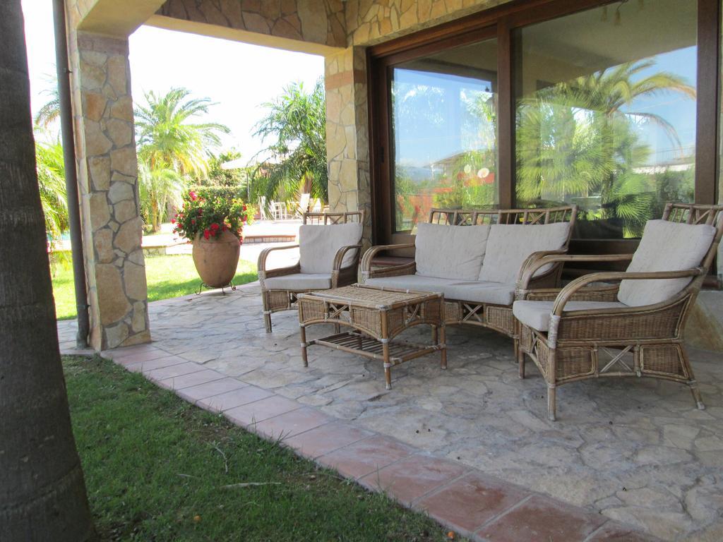 Ferienwohnung Complesso Turistico Ricettivo L'Oasi Del Golfo Di Salerno Battipaglia Exterior foto