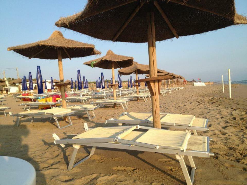 Ferienwohnung Complesso Turistico Ricettivo L'Oasi Del Golfo Di Salerno Battipaglia Exterior foto